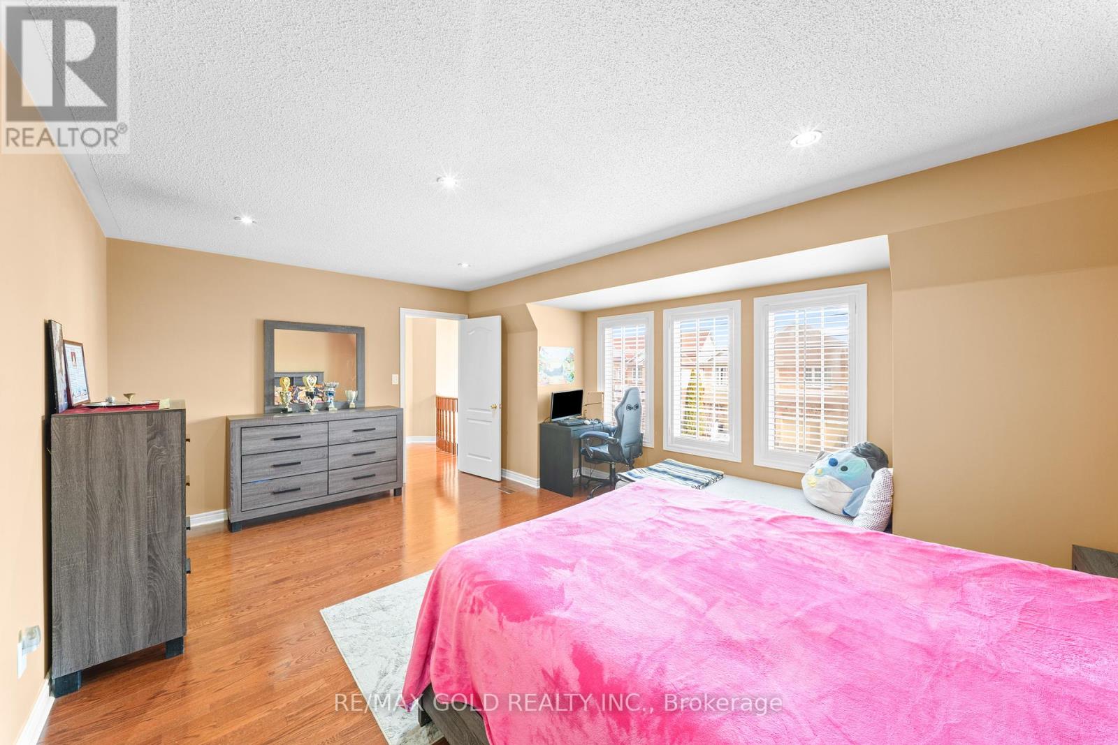 14 Crevice Gate, Brampton, Ontario  L6R 2X5 - Photo 31 - W12925112