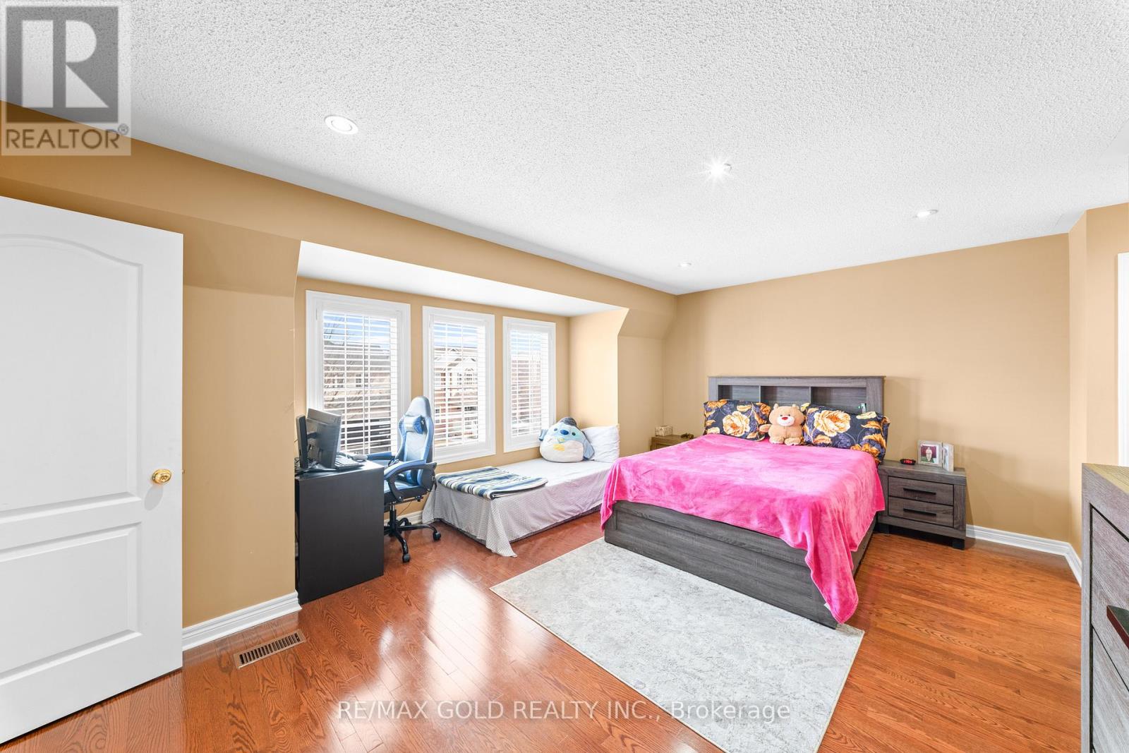 14 Crevice Gate, Brampton, Ontario  L6R 2X5 - Photo 32 - W12925112