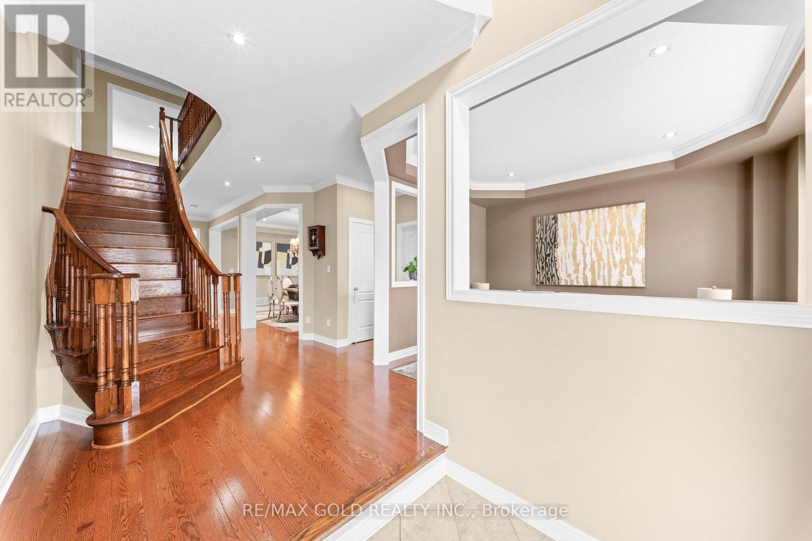 14 Crevice Gate, Brampton, Ontario  L6R 2X5 - Photo 5 - W12925112