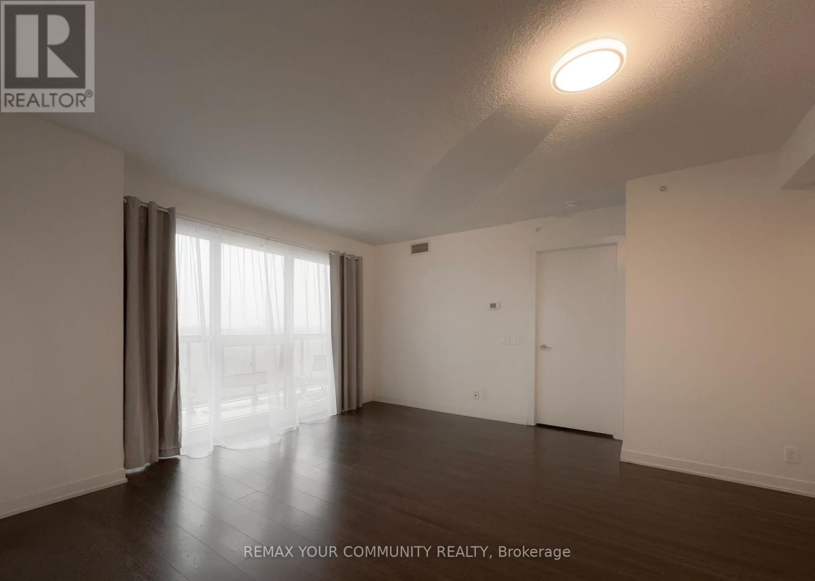 1109 - 2220 Lake Shore Boulevard W, Toronto, Ontario  M8V 0C1 - Photo 7 - W12925126