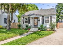 794 THE QUEENSWAY, Toronto, Ontario