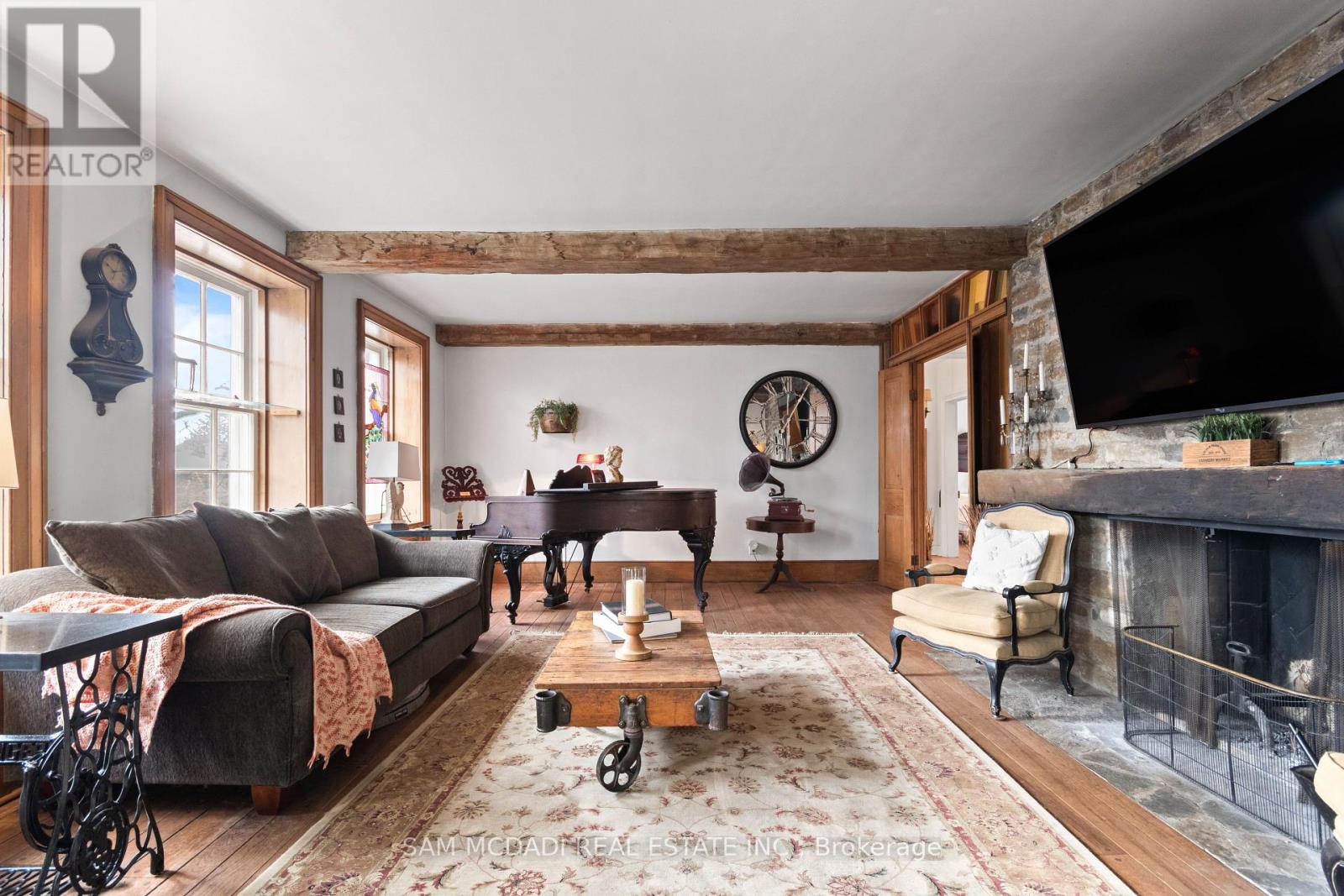 85 Yorkleigh Avenue, Toronto, Ontario  M9P 1Y3 - Photo 10 - W12925144