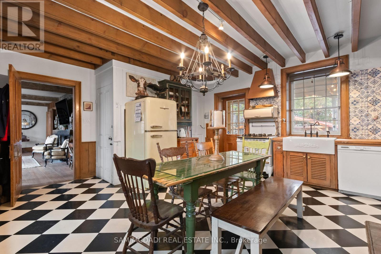 85 Yorkleigh Avenue, Toronto, Ontario  M9P 1Y3 - Photo 15 - W12925144