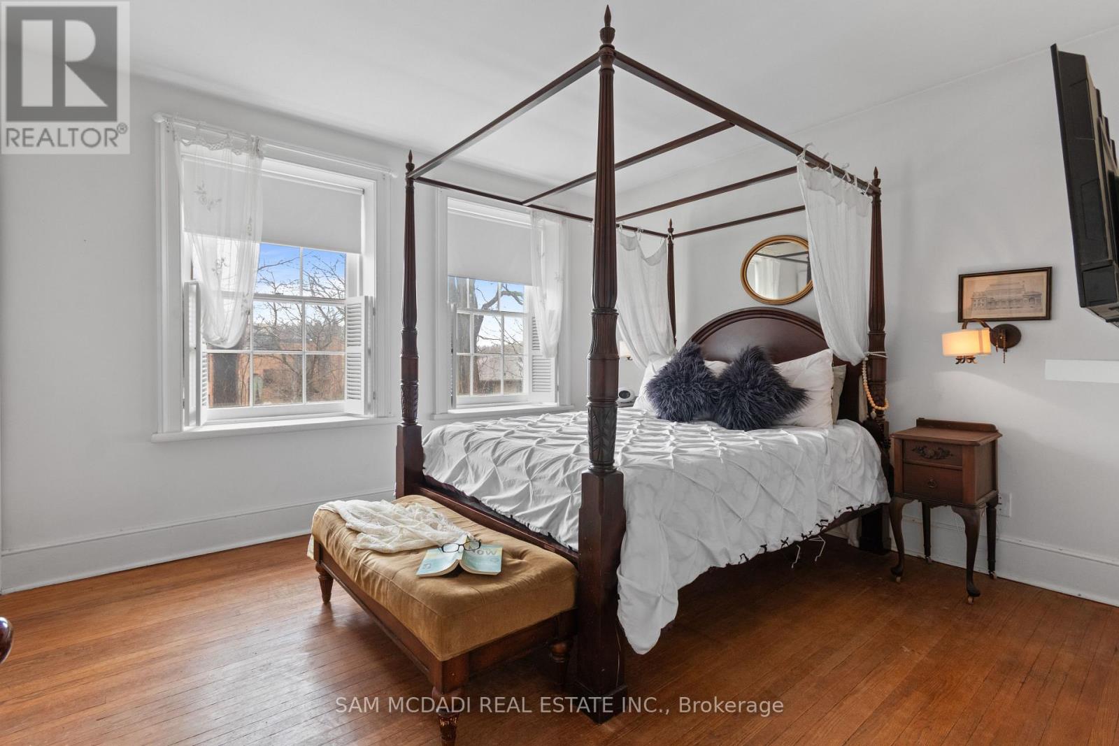 85 Yorkleigh Avenue, Toronto, Ontario  M9P 1Y3 - Photo 21 - W12925144