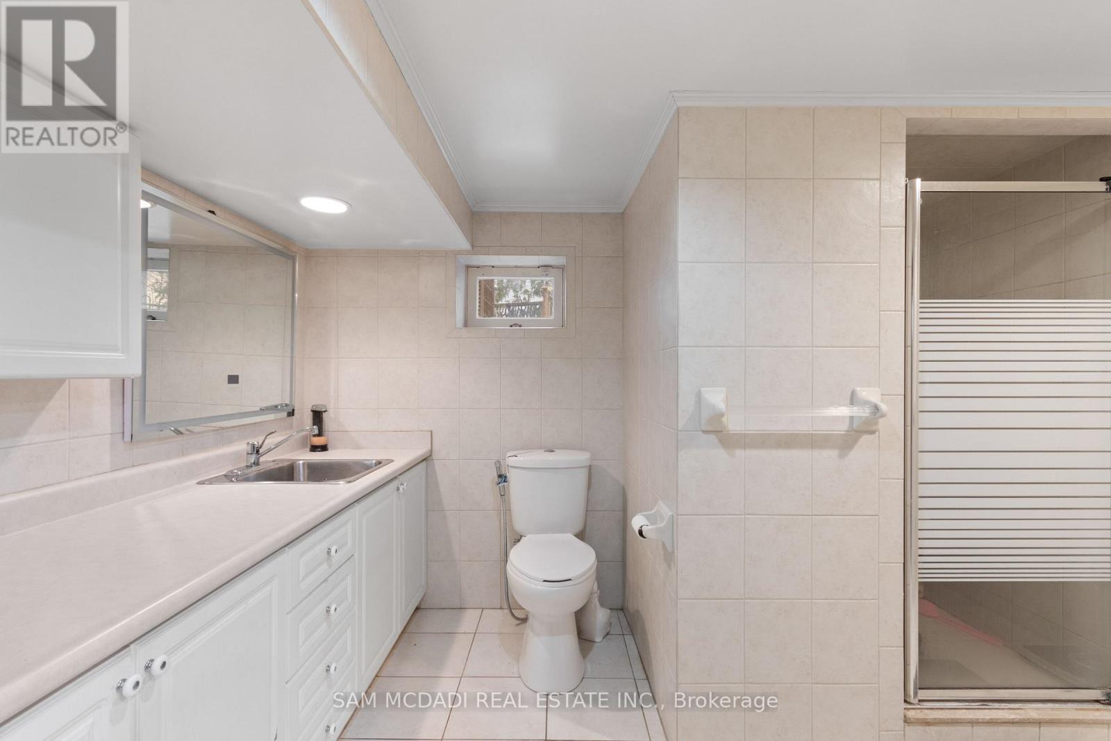 85 Yorkleigh Avenue, Toronto, Ontario  M9P 1Y3 - Photo 29 - W12925144