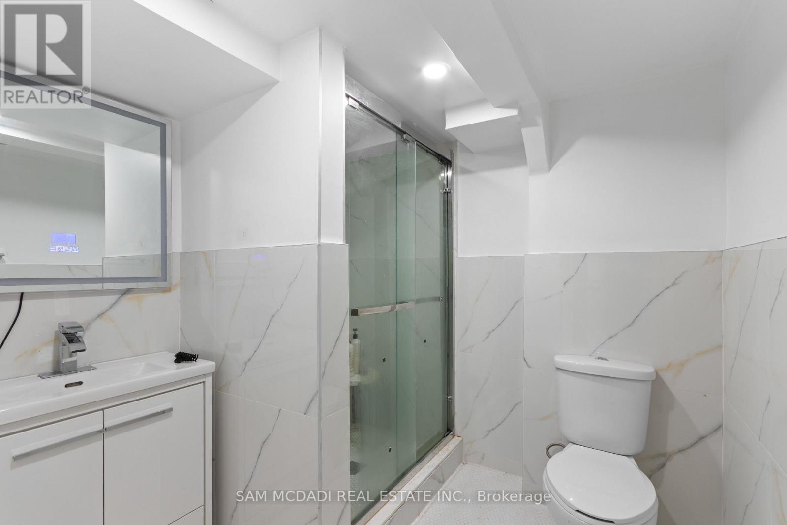 85 Yorkleigh Avenue, Toronto, Ontario  M9P 1Y3 - Photo 33 - W12925144