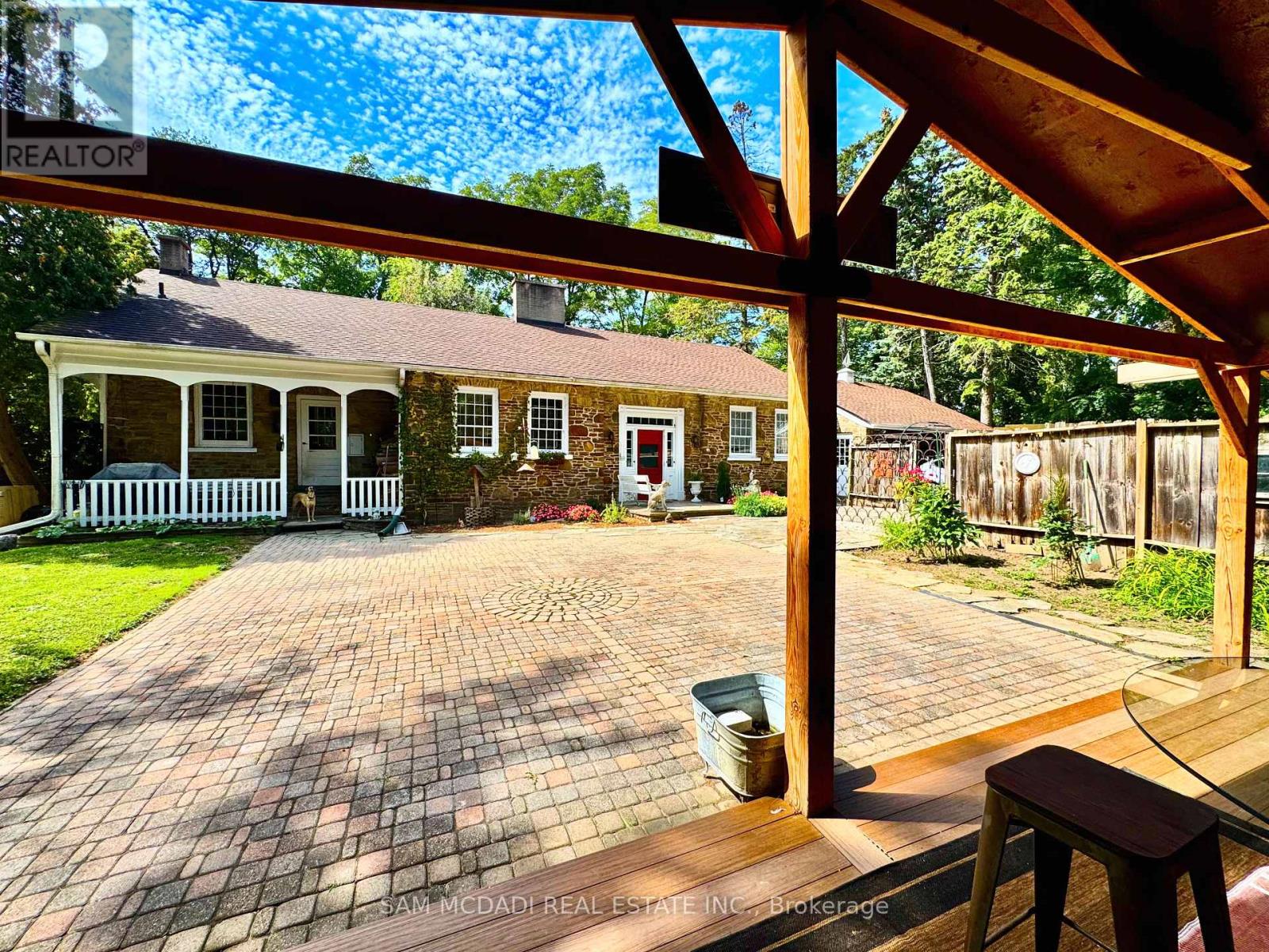 85 Yorkleigh Avenue, Toronto, Ontario  M9P 1Y3 - Photo 43 - W12925144