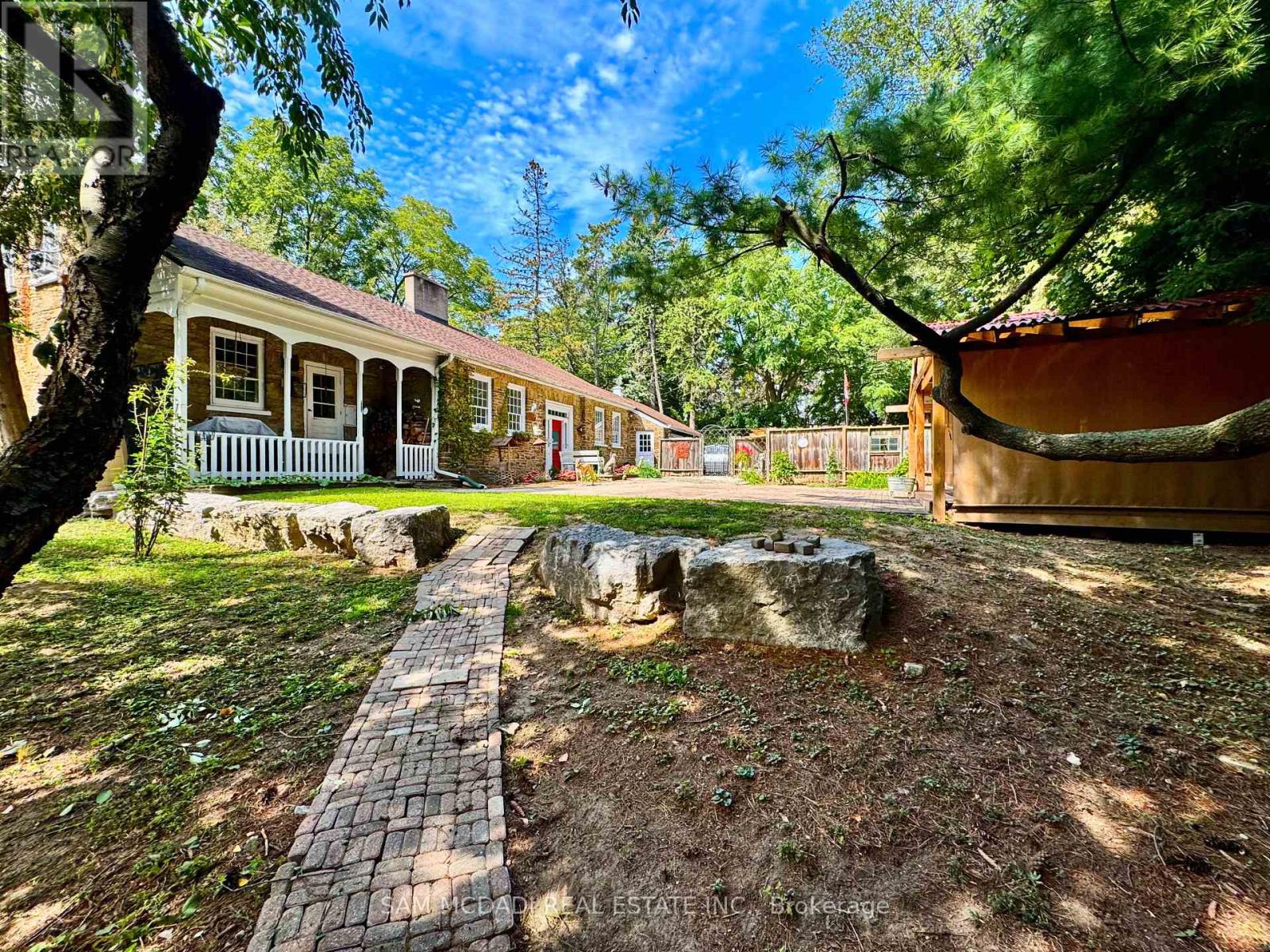 85 Yorkleigh Avenue, Toronto, Ontario  M9P 1Y3 - Photo 44 - W12925144