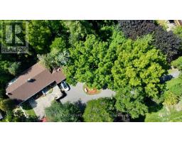 85 YORKLEIGH AVENUE, Toronto, Ontario