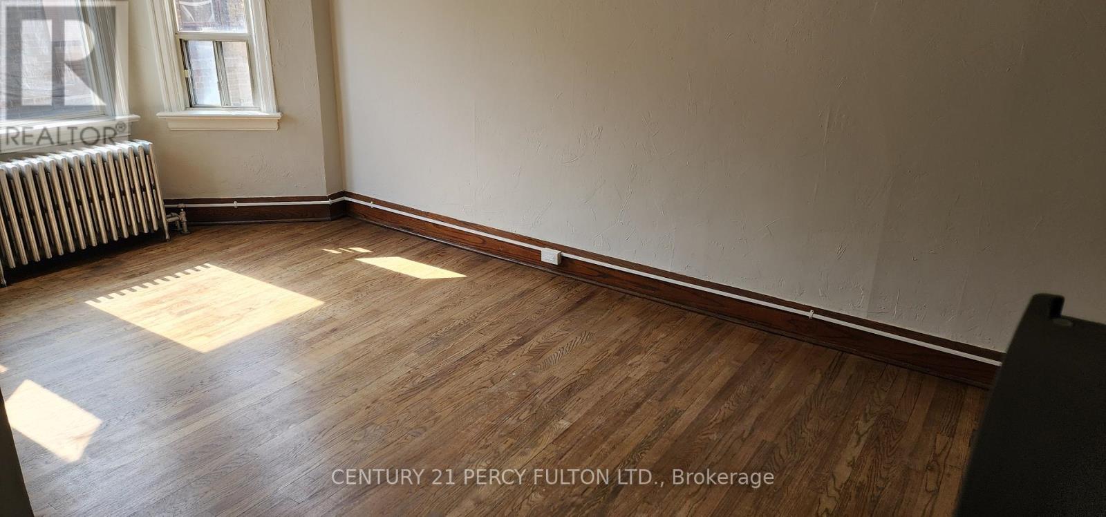 17 - 35 Jane Street, Toronto (Runnymede-Bloor West Village), Ontario  M6S 3Y3 - Photo 3 - W12925176