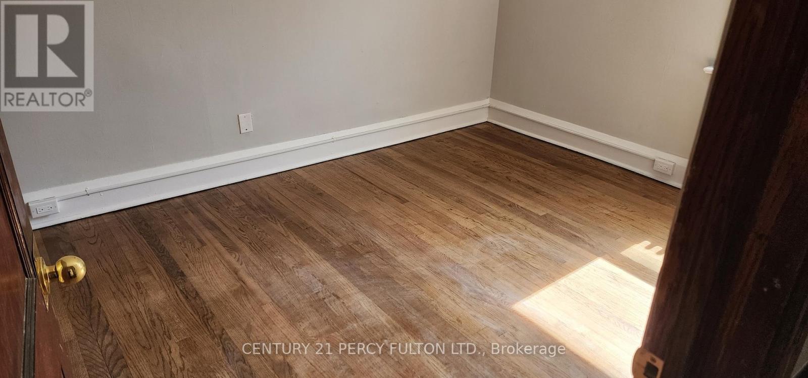 17 - 35 Jane Street, Toronto (Runnymede-Bloor West Village), Ontario  M6S 3Y3 - Photo 4 - W12925176