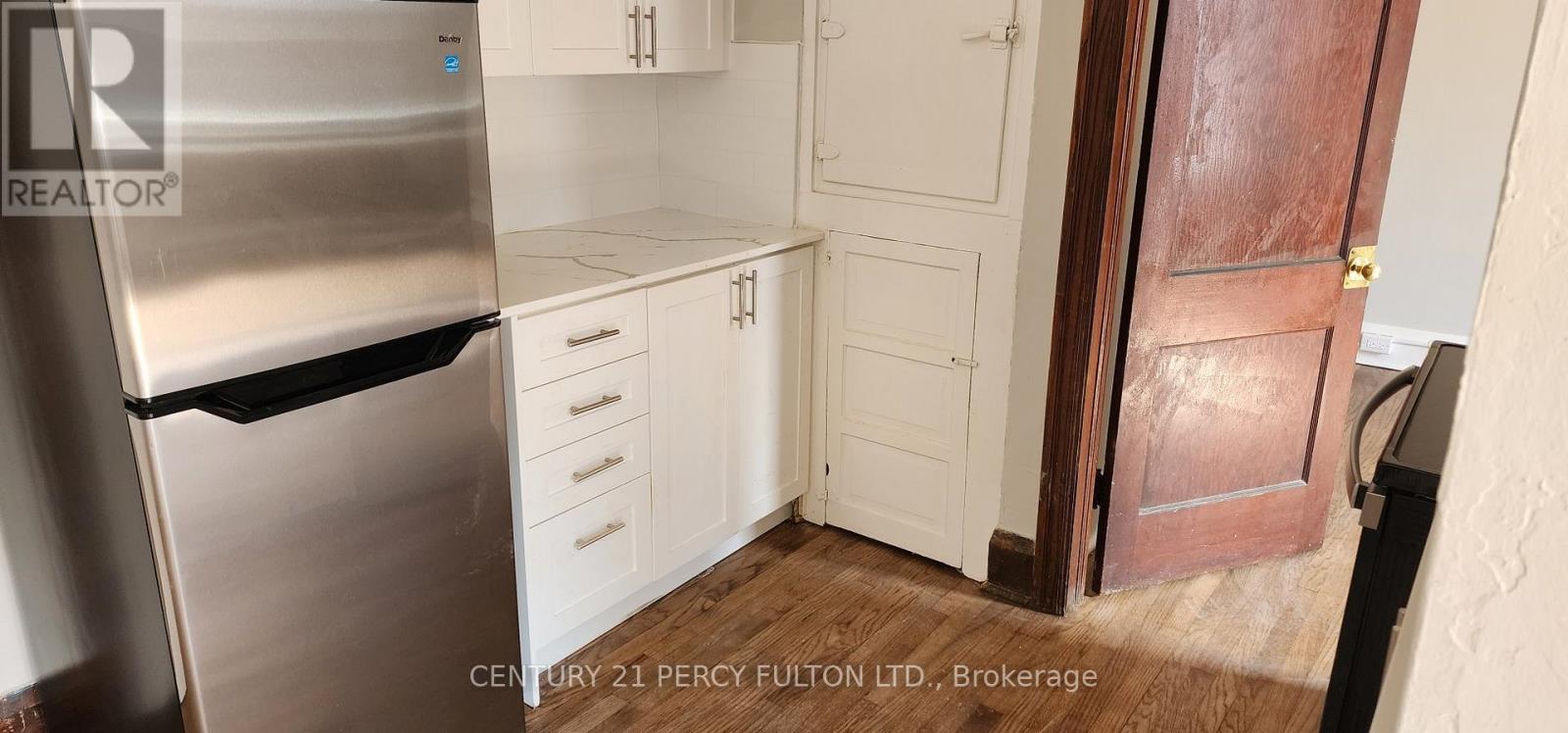 17 - 35 Jane Street, Toronto (Runnymede-Bloor West Village), Ontario  M6S 3Y3 - Photo 6 - W12925176