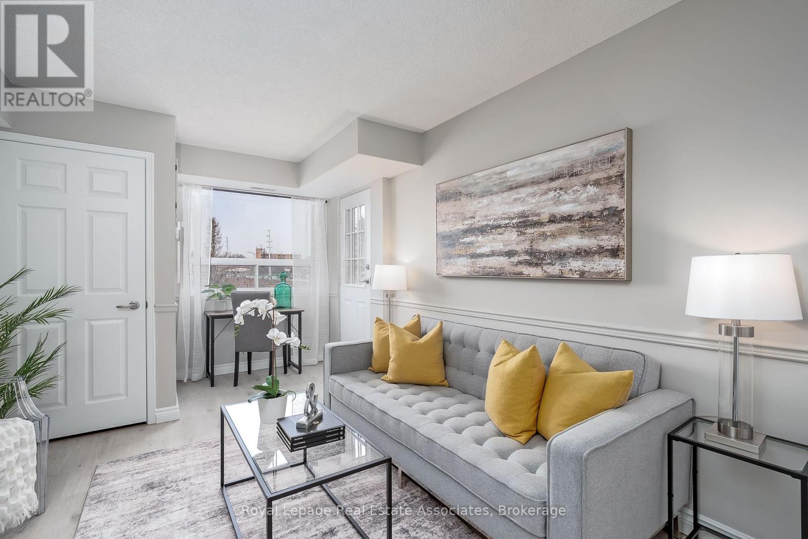 308 - 32 Tannery Street, Mississauga, Ontario L5M 6T6 - Photo 12 - W12925182