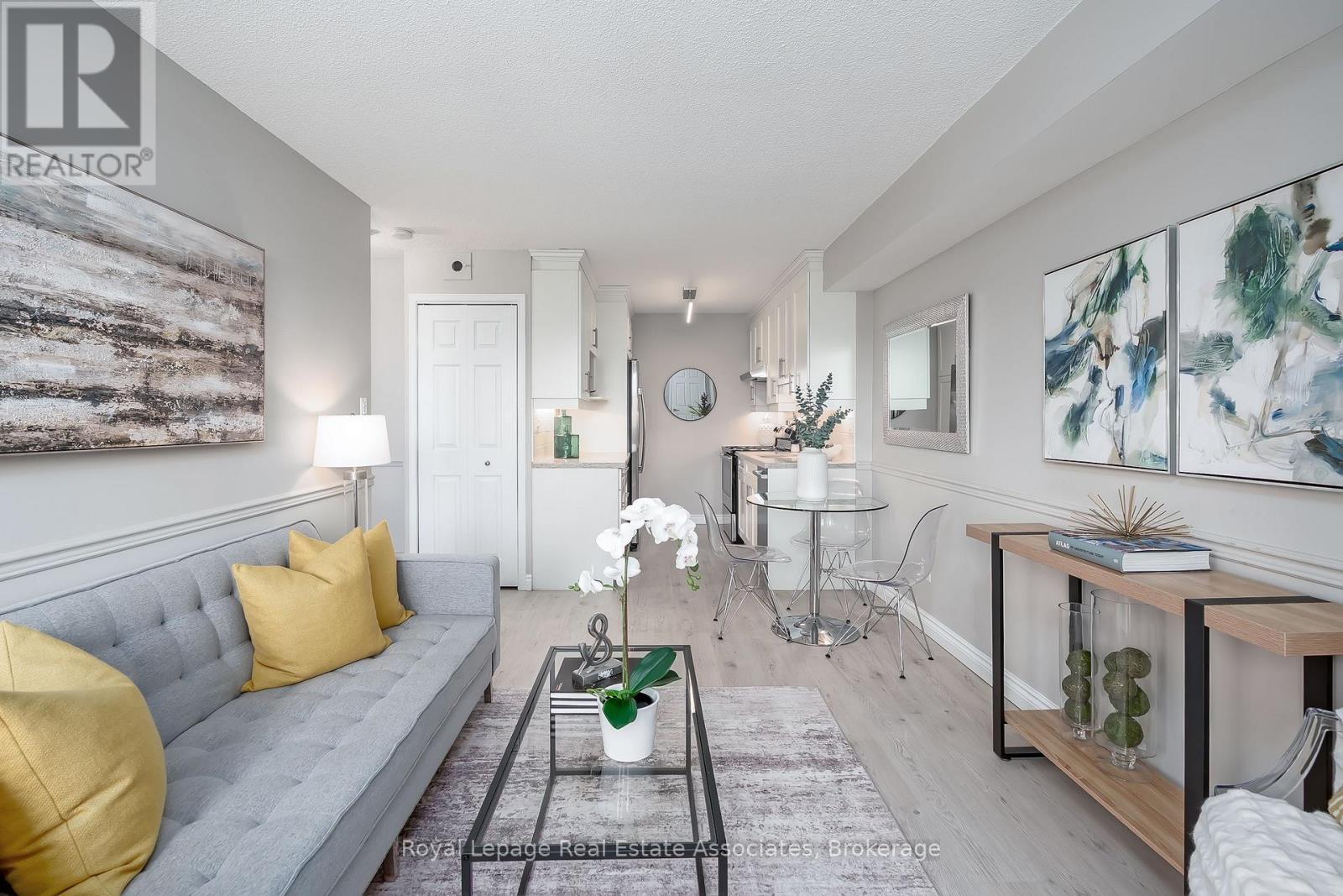 308 - 32 Tannery Street, Mississauga, Ontario L5M 6T6 - Photo 14 - W12925182