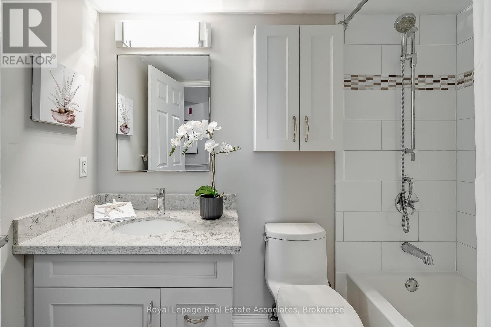 308 - 32 Tannery Street, Mississauga, Ontario L5M 6T6 - Photo 24 - W12925182