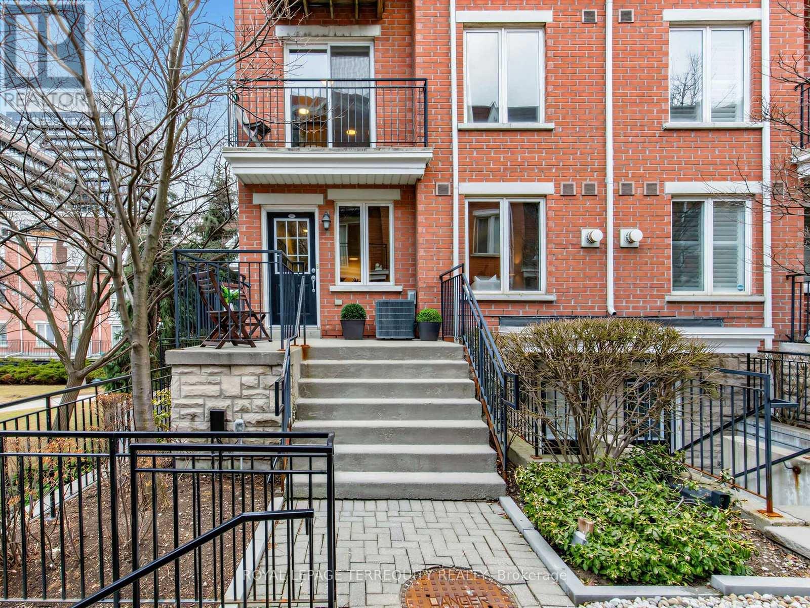 301 - 60 JOE SHUSTER WAY, Toronto, Ontario