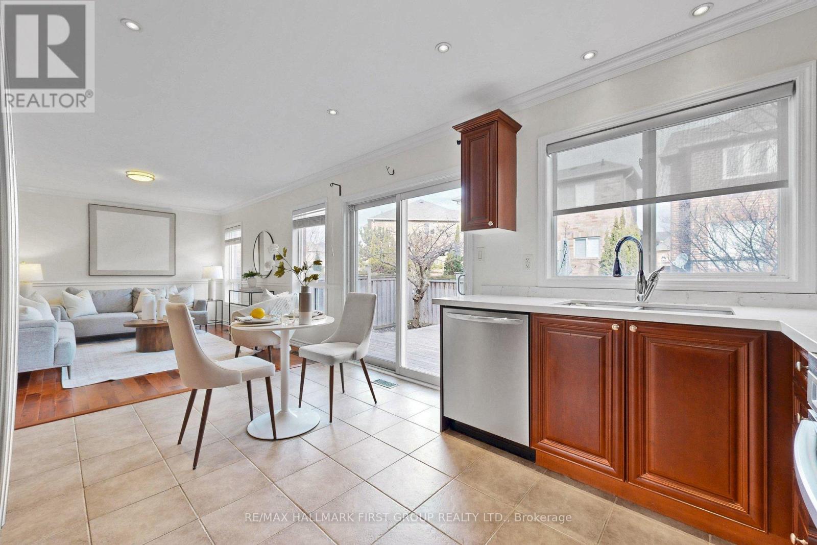 929 Bessy Trail, Milton, Ontario  L9T 0H2 - Photo 16 - W12925200