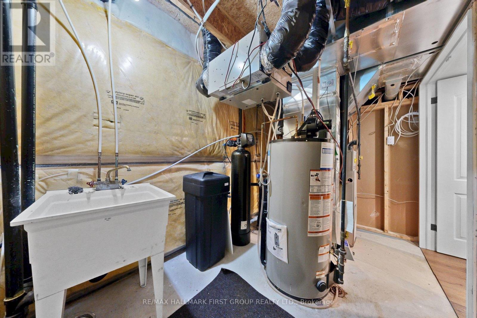 929 Bessy Trail, Milton, Ontario  L9T 0H2 - Photo 43 - W12925200