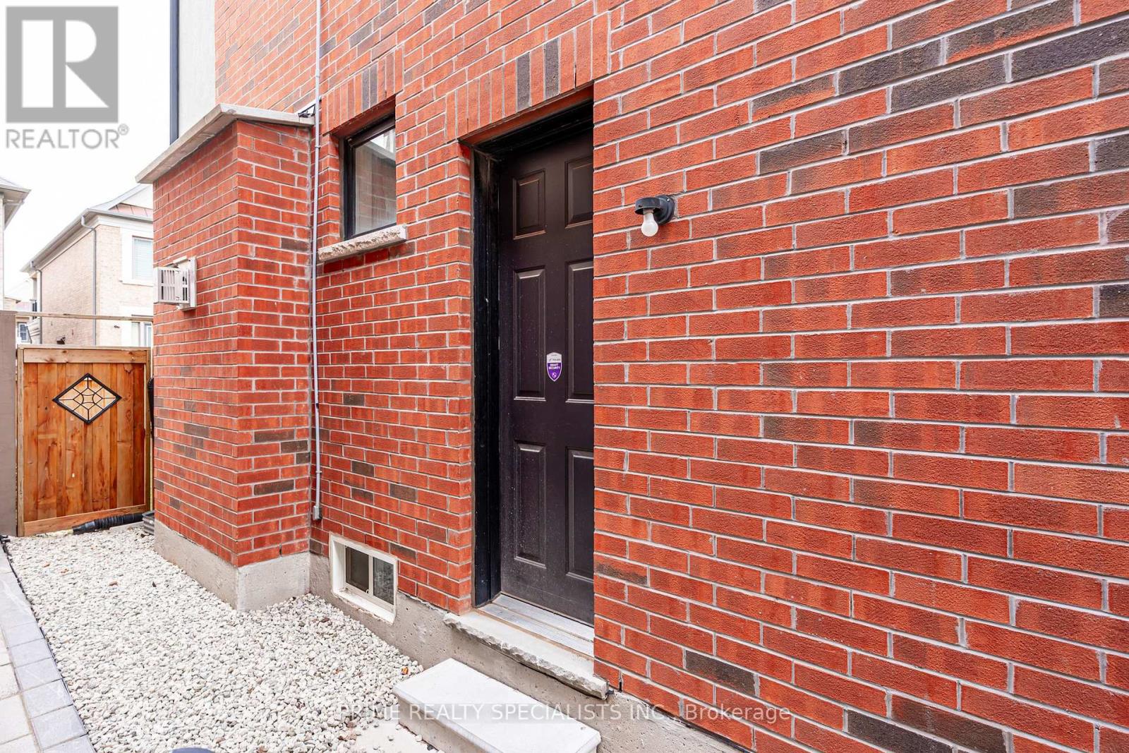 21 Midmorning Road, Brampton, Ontario  L6X 5P7 - Photo 44 - W12925218