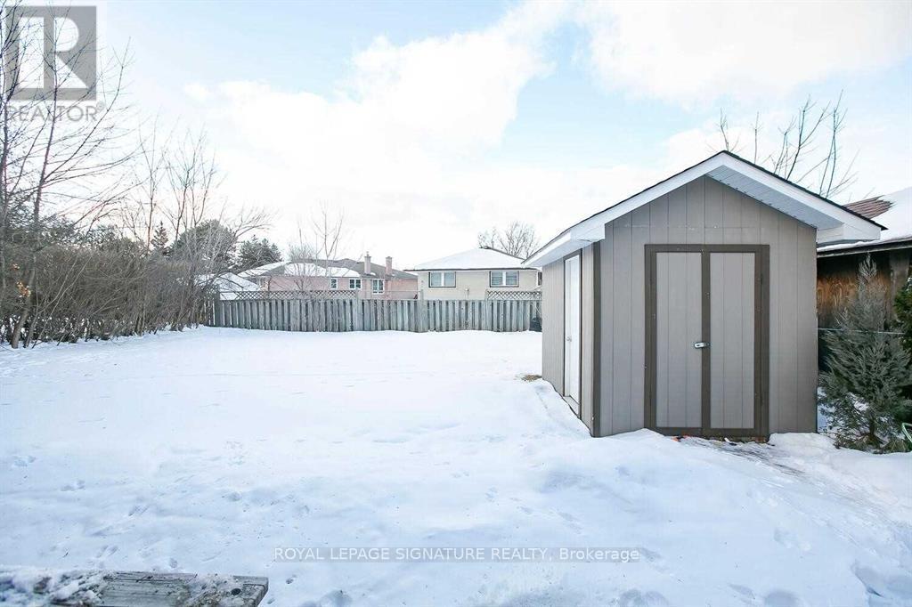 Upper - 26 Horwood Drive, Brampton, Ontario  L6X 2B8 - Photo 16 - W12925244