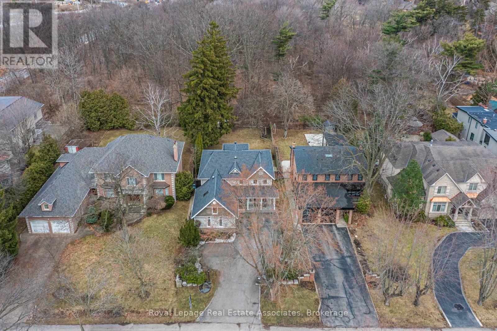 1593 Glenburnie Road, Mississauga, Ontario  L5G 3C9 - Photo 43 - W12925262