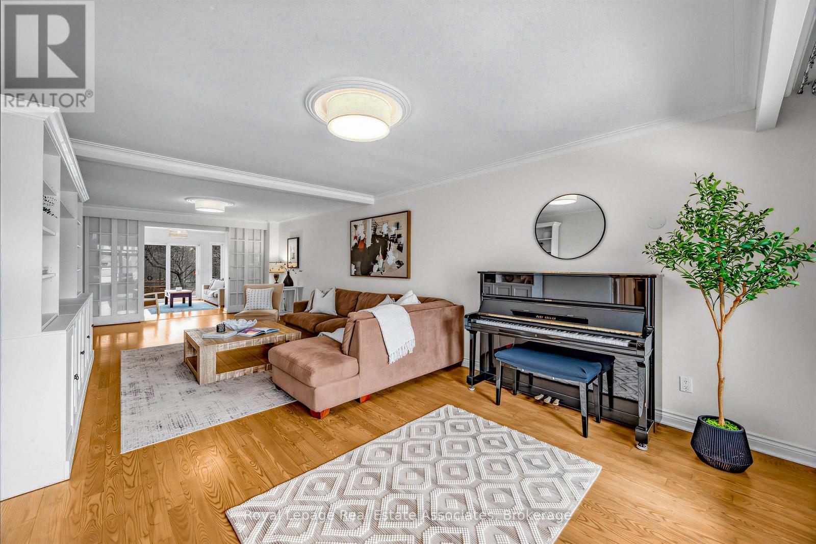 1593 Glenburnie Road, Mississauga, Ontario  L5G 3C9 - Photo 6 - W12925262