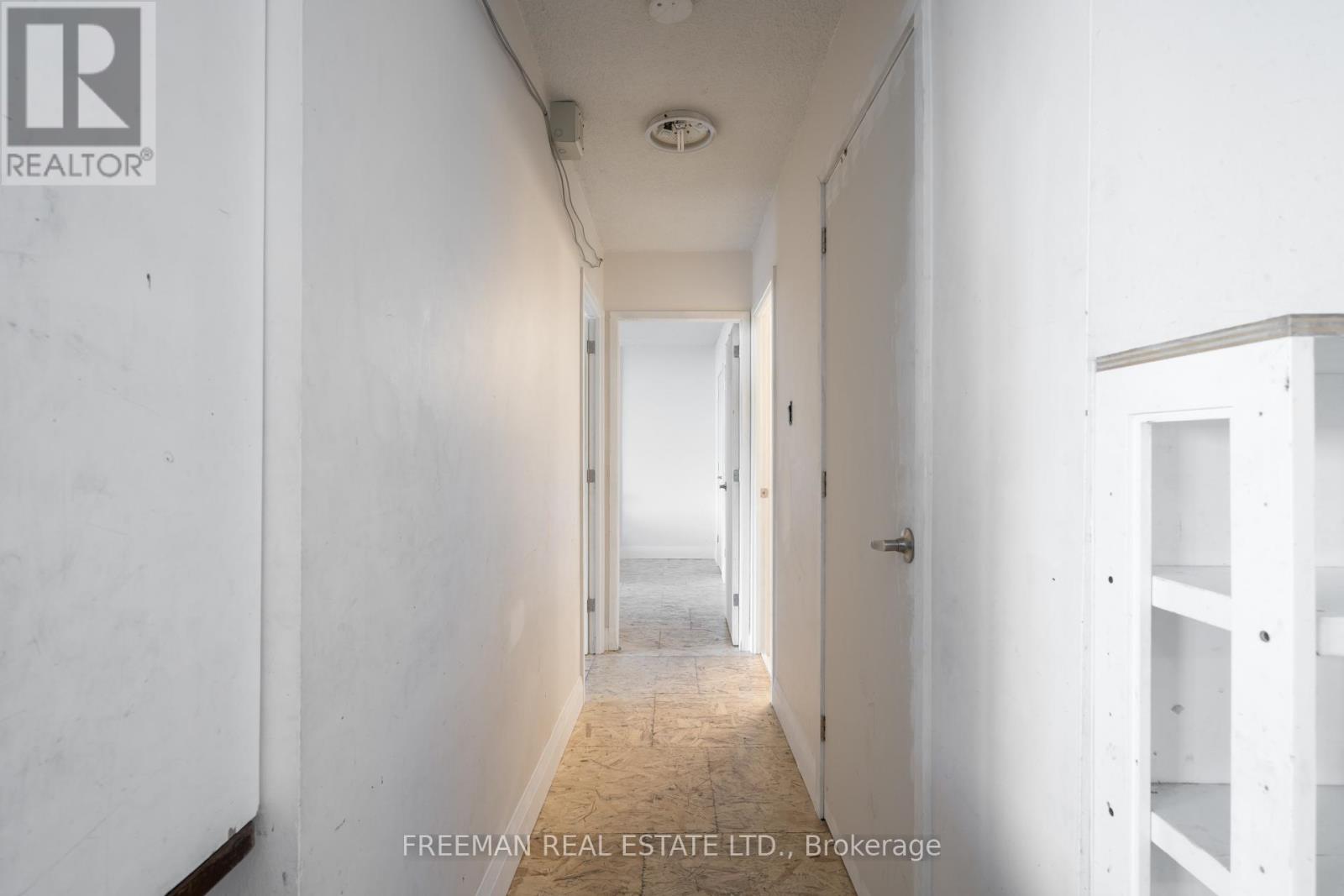 906 - 135 Marlee Avenue, Toronto, Ontario  M6B 4C6 - Photo 23 - W12925276