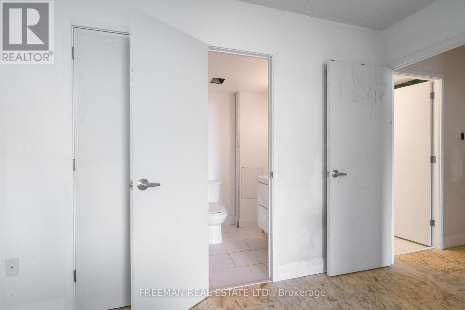 906 - 135 Marlee Avenue, Toronto, Ontario  M6B 4C6 - Photo 26 - W12925276