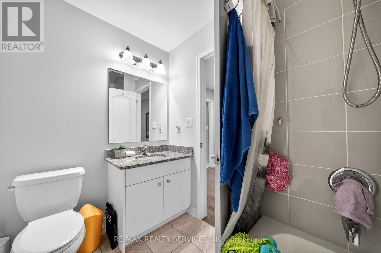 76 Phyllis Drive, Caledon, Ontario  L7C 4E2 - Photo 40 - W12925284