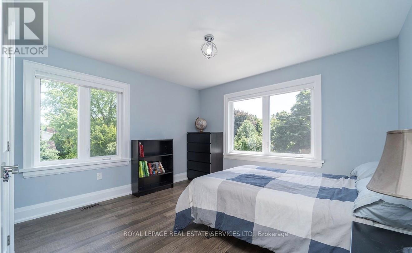 2163 Deyncourt Drive, Burlington (Brant), Ontario  L7R 1W2 - Photo 24 - W12925308