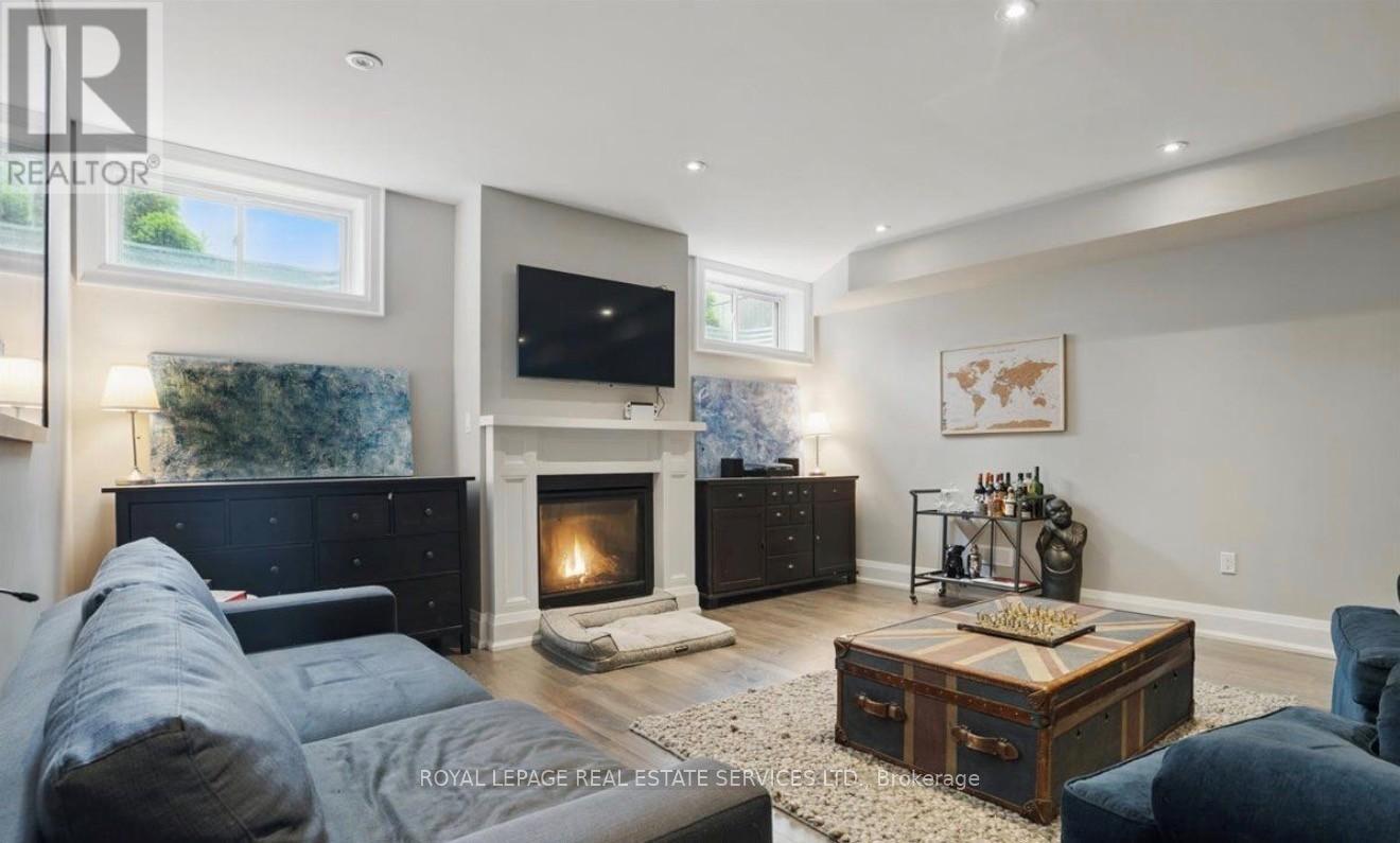 2163 Deyncourt Drive, Burlington (Brant), Ontario  L7R 1W2 - Photo 29 - W12925308