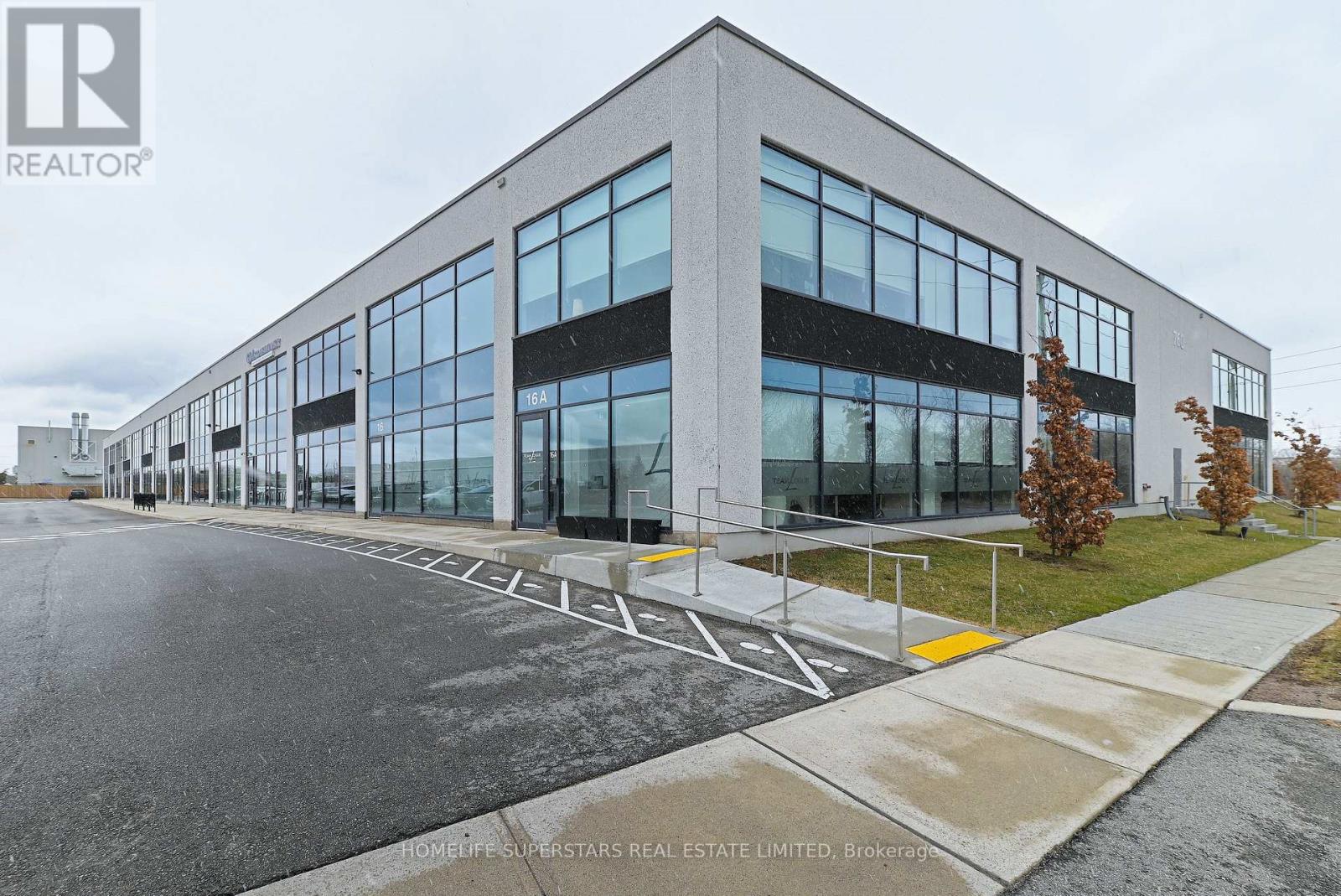 25 - 760 Laurentian Drive, Burlington, Ontario  L7N 0A4 - Photo 31 - W12925312