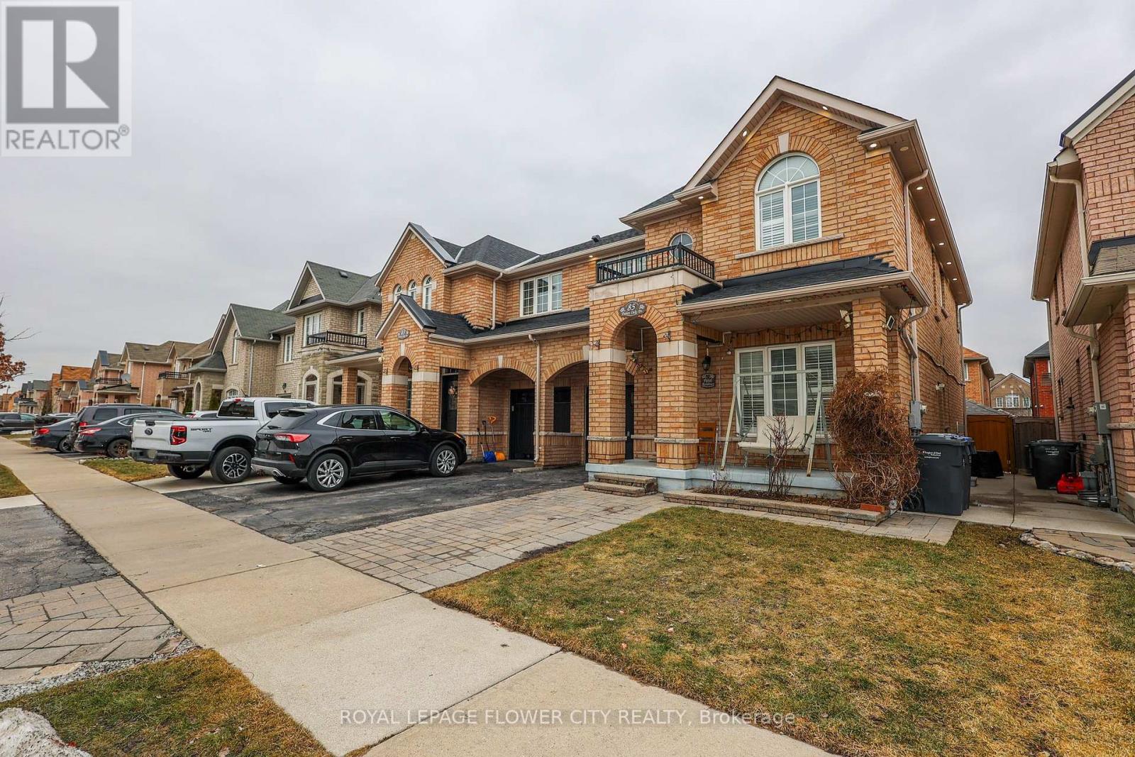 85 Daden Oaks Drive, Brampton (Bram East), Ontario  L6P 3R9 - Photo 3 - W12925322