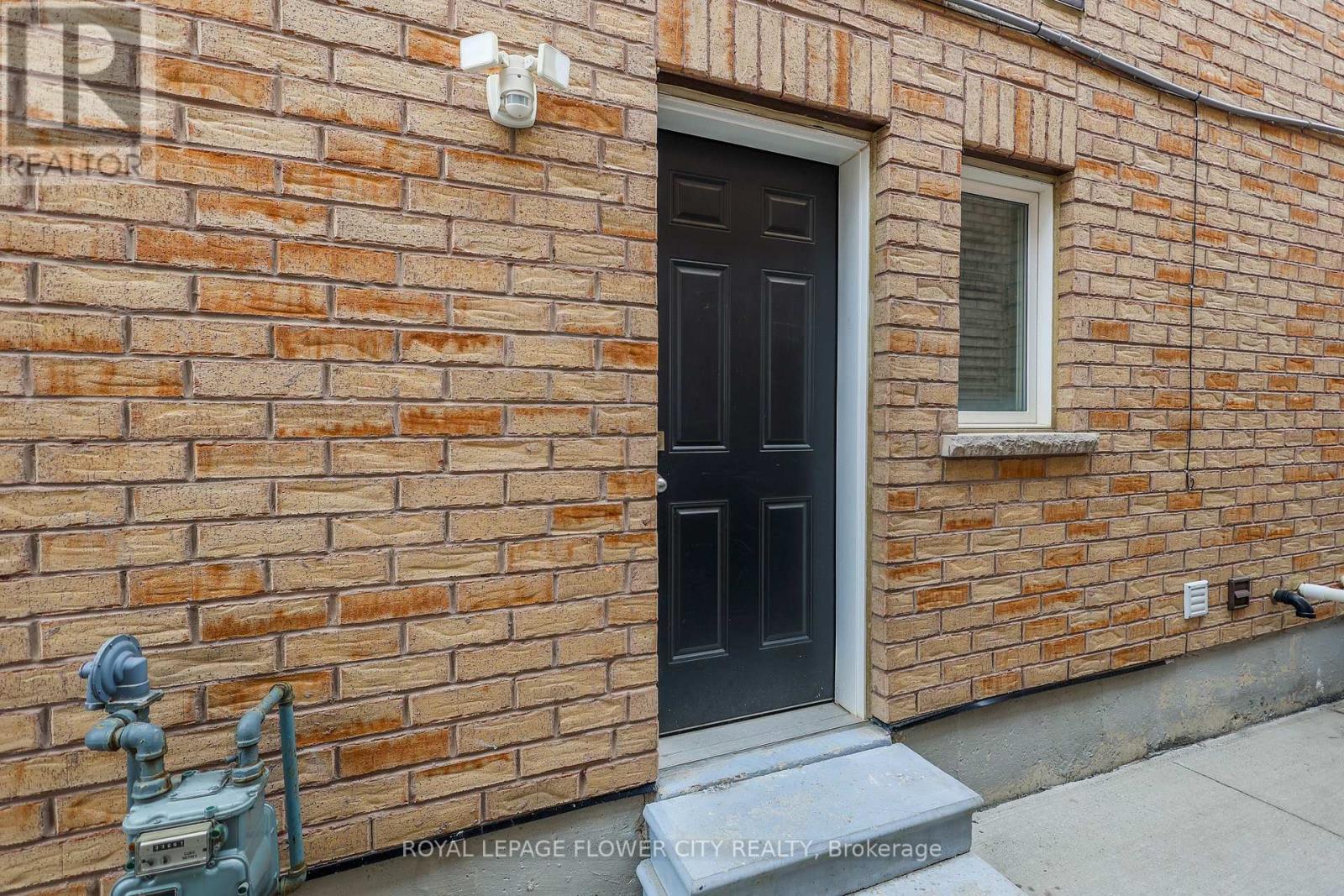 85 Daden Oaks Drive, Brampton (Bram East), Ontario  L6P 3R9 - Photo 47 - W12925322