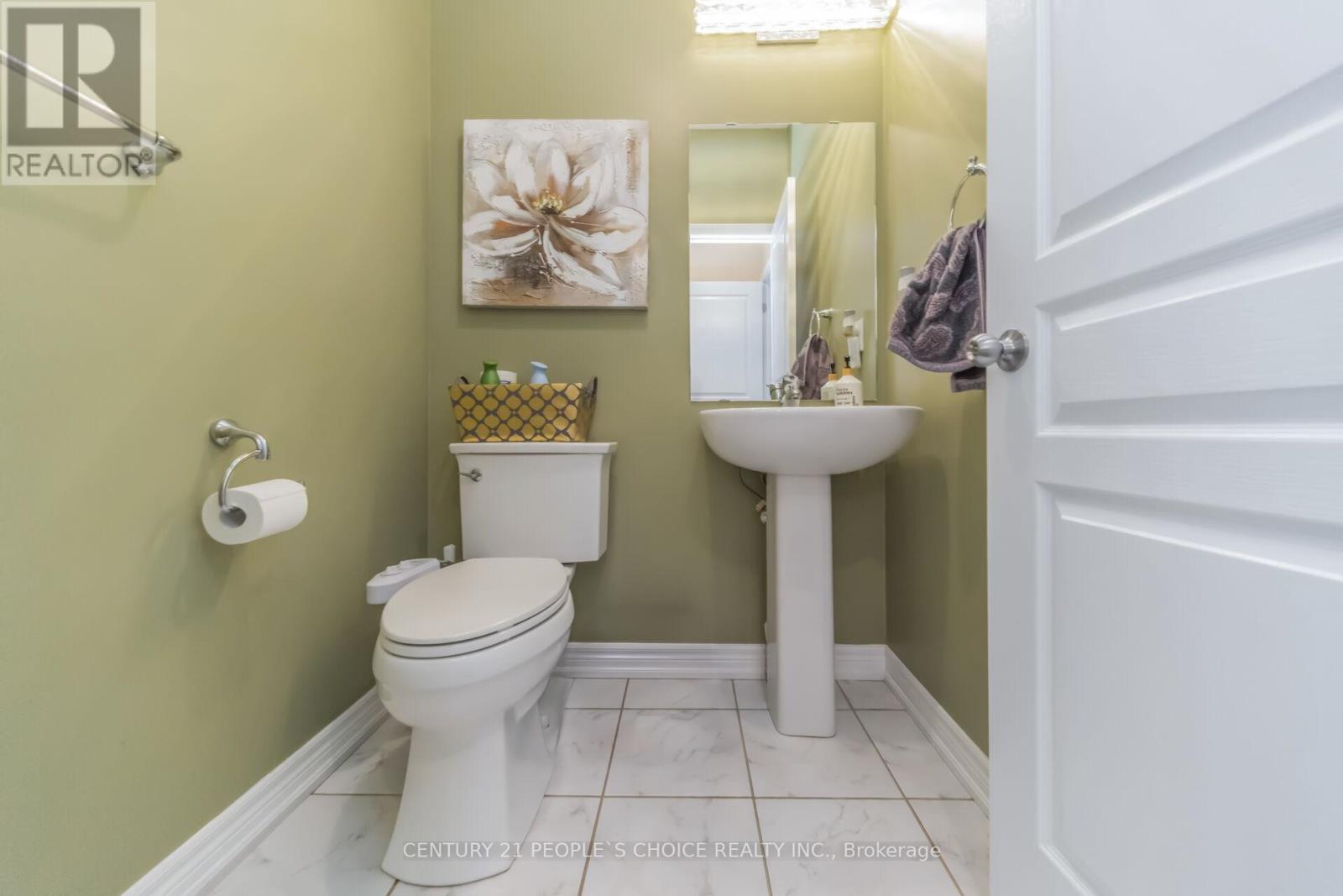 28 Truro Circle, Brampton, Ontario  L7A 4E5 - Photo 18 - W12925364