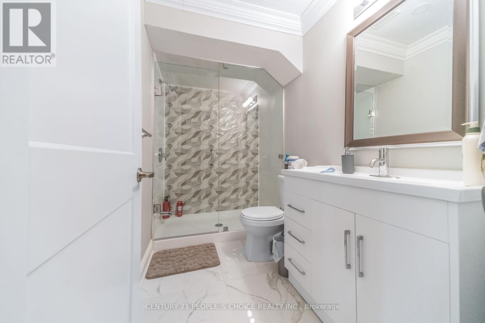 28 Truro Circle, Brampton, Ontario  L7A 4E5 - Photo 48 - W12925364