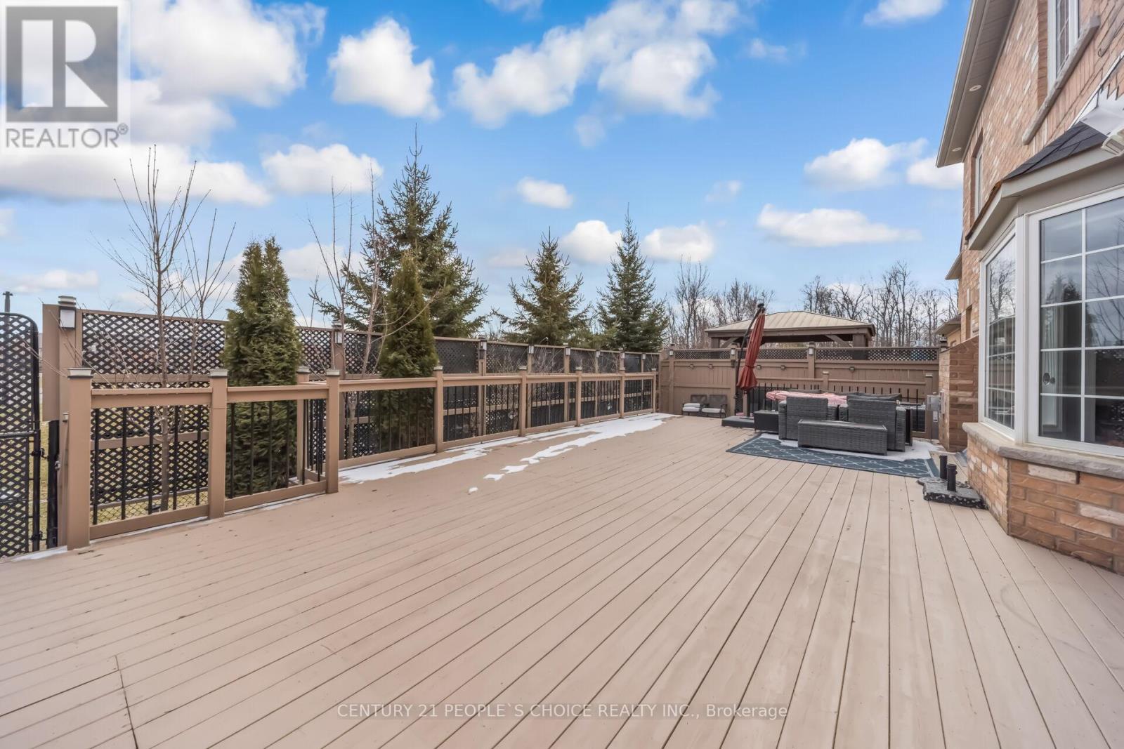 28 Truro Circle, Brampton, Ontario  L7A 4E5 - Photo 50 - W12925364