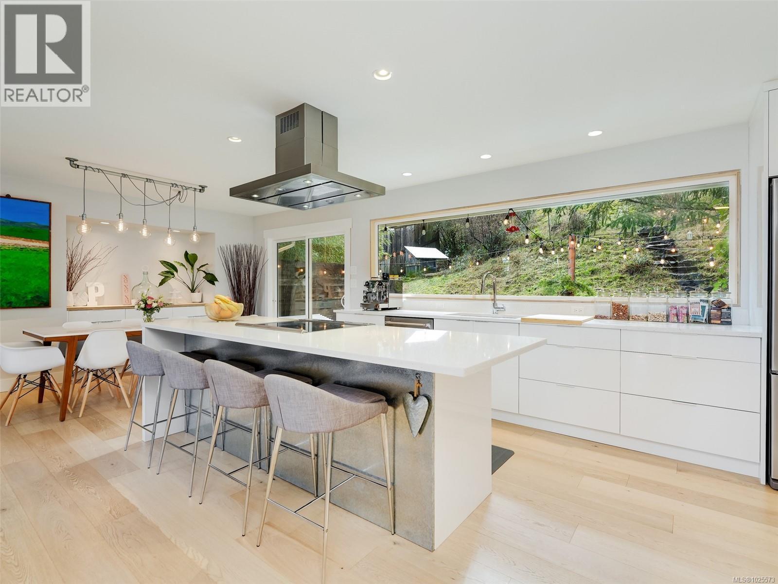 775 Drummond Way, Colwood, British Columbia