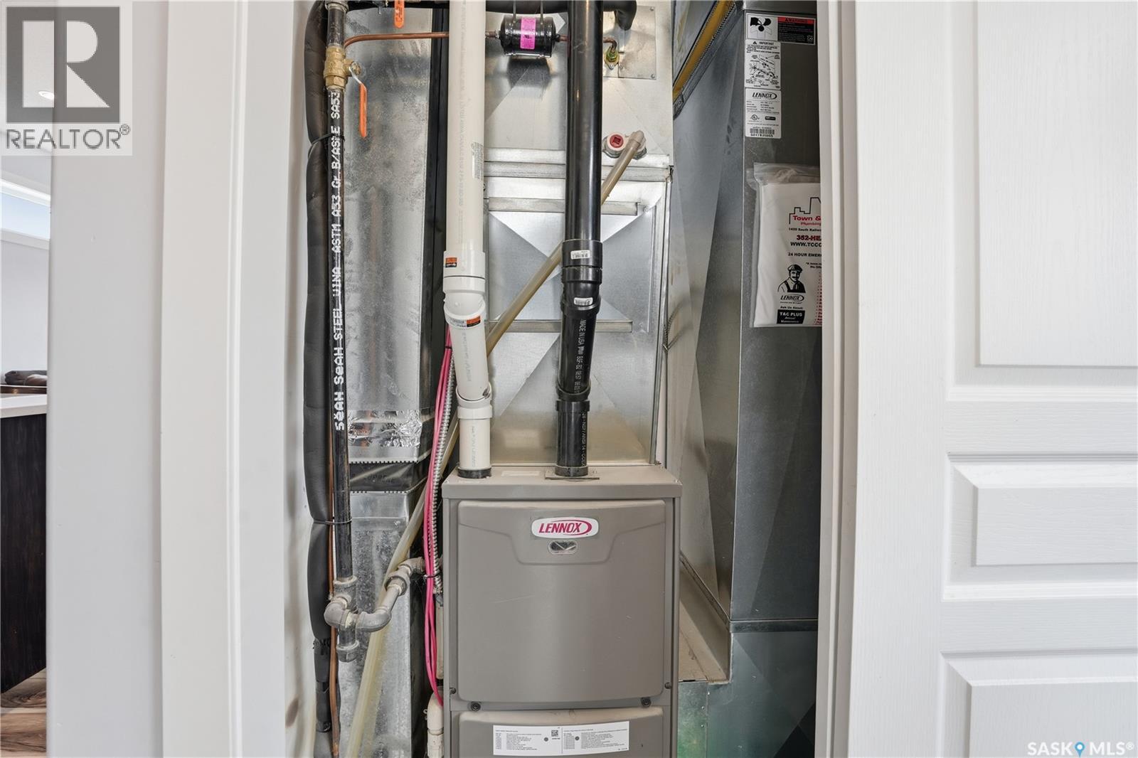 806 Grove Avenue, Saskatchewan Beach, Saskatchewan  S0G 4L0 - Photo 29 - SK031375