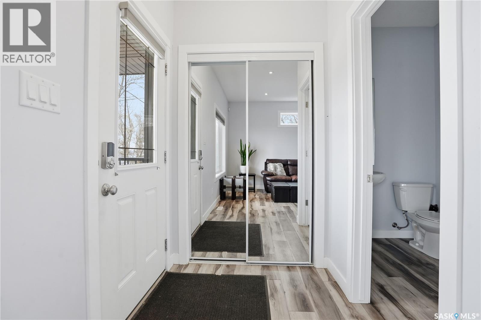 806 Grove Avenue, Saskatchewan Beach, Saskatchewan  S0G 4L0 - Photo 3 - SK031375