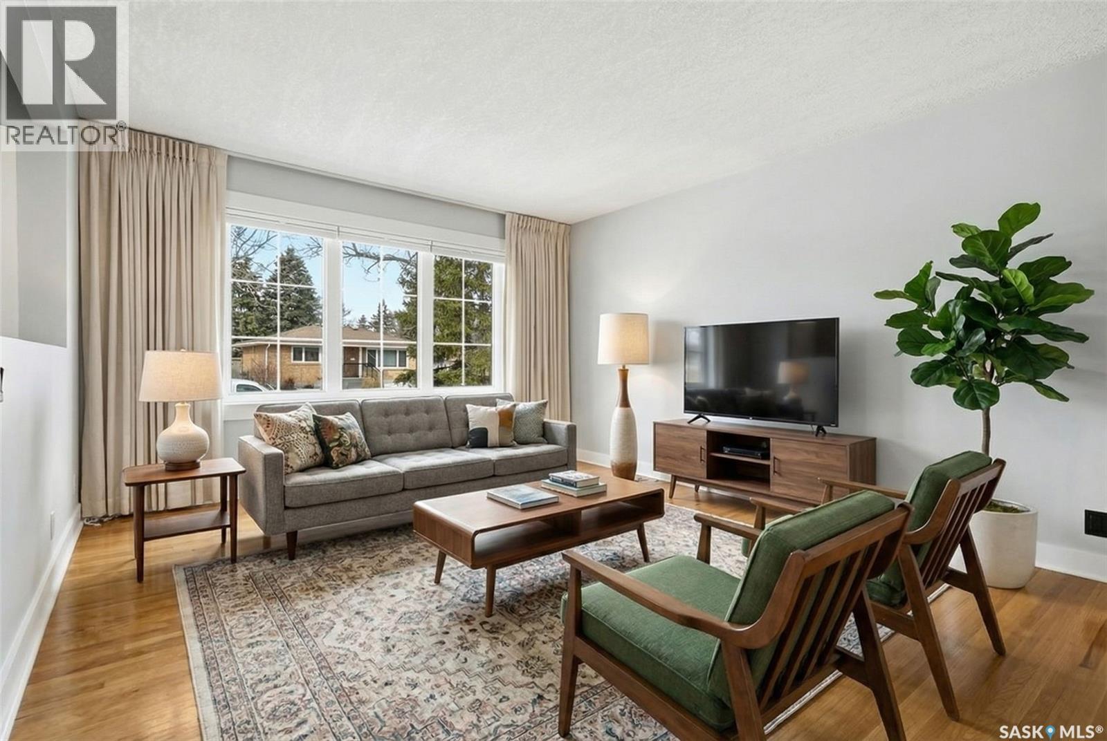 37 Lamont Crescent, Regina, Saskatchewan  S4S 4A3 - Photo 4 - SK031352