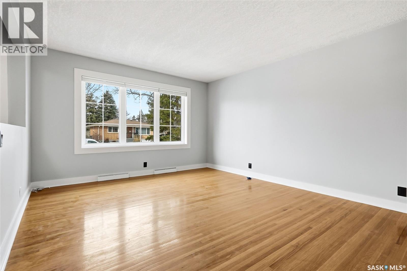 37 Lamont Crescent, Regina, Saskatchewan  S4S 4A3 - Photo 5 - SK031352