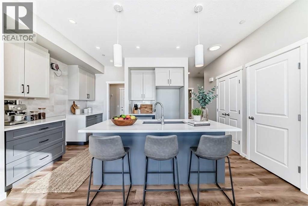 148 Hotchkiss Common Se, Calgary, Alberta  T3S 0N8 - Photo 2 - A2277338