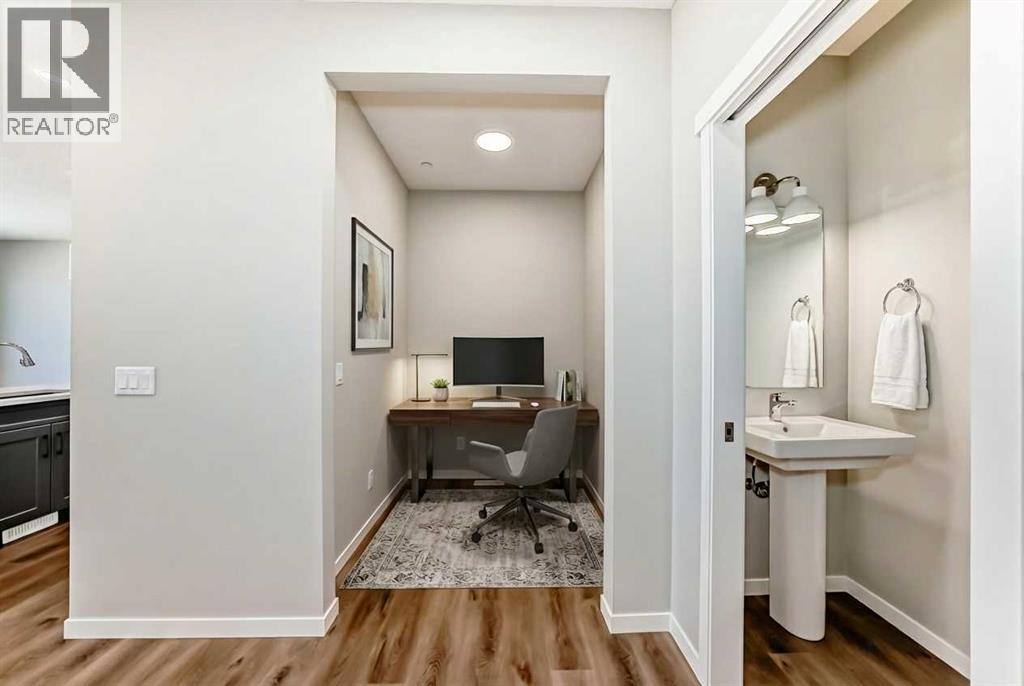 148 Hotchkiss Common Se, Calgary, Alberta  T3S 0N8 - Photo 5 - A2277338