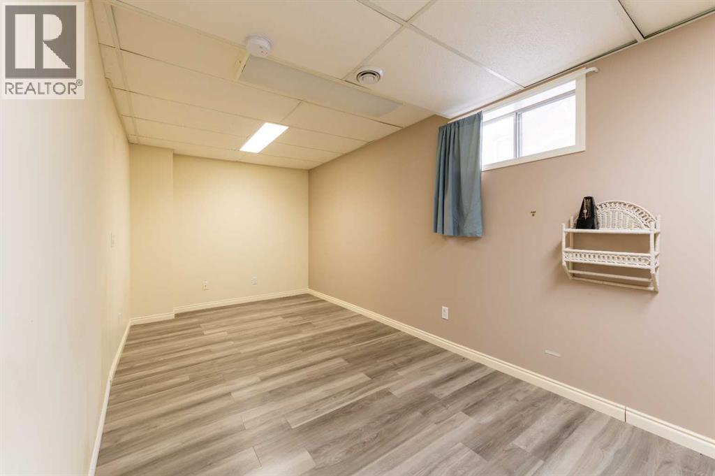 159 Sierra Morena Terrace Sw, Calgary, Alberta  T3H 3A2 - Photo 41 - A2288473