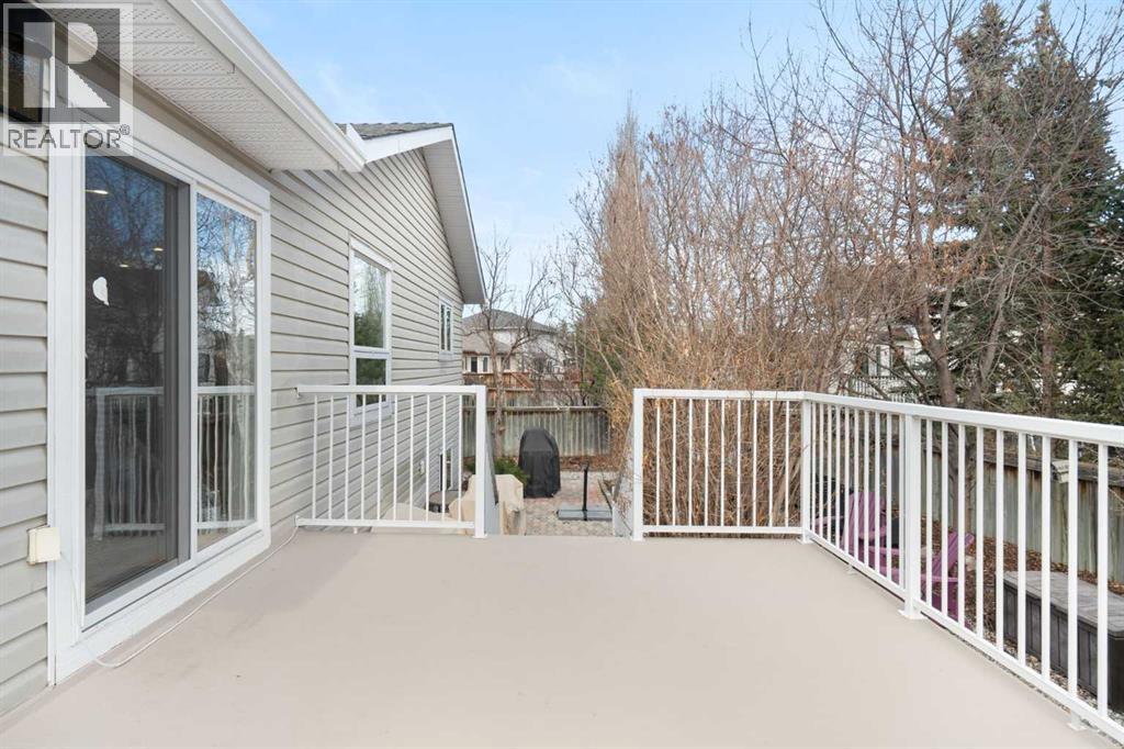 26 Bow Close, Cochrane, Alberta  T4C 1M9 - Photo 42 - A2289064