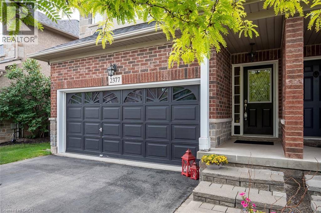 2377 Stone Glen Crescent, Oakville, Ontario  L6M 0C7 - Photo 2 - 40814757