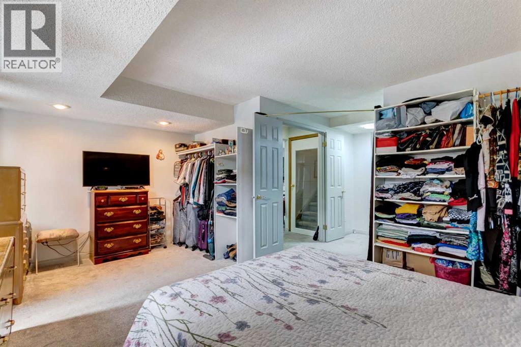 38 Millbank Hill Sw, Calgary, Alberta  T2Y 2Y9 - Photo 31 - A2294549