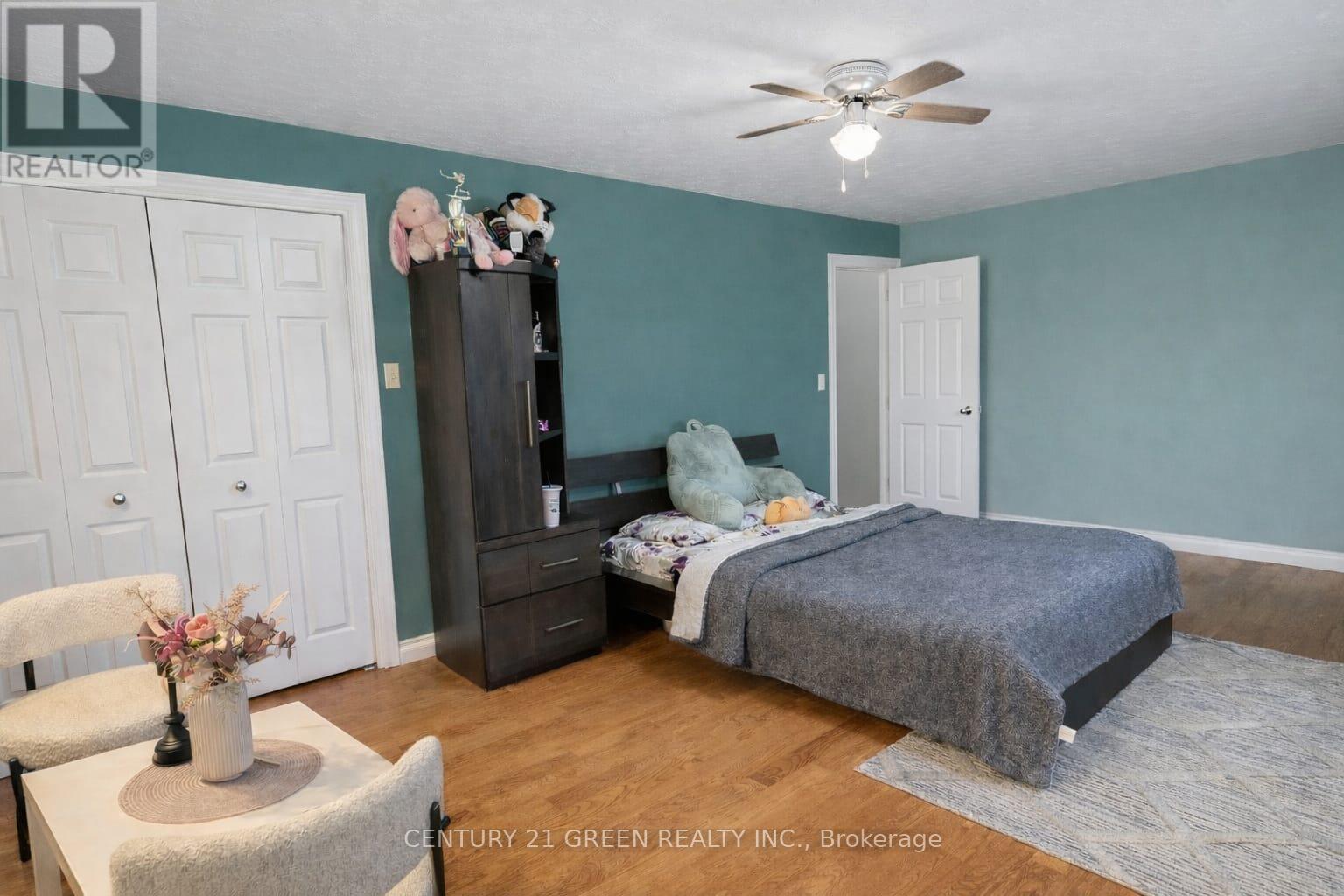 73 Owen Place, Hamilton (Greenford), Ontario  L8G 2H3 - Photo 13 - X12925124