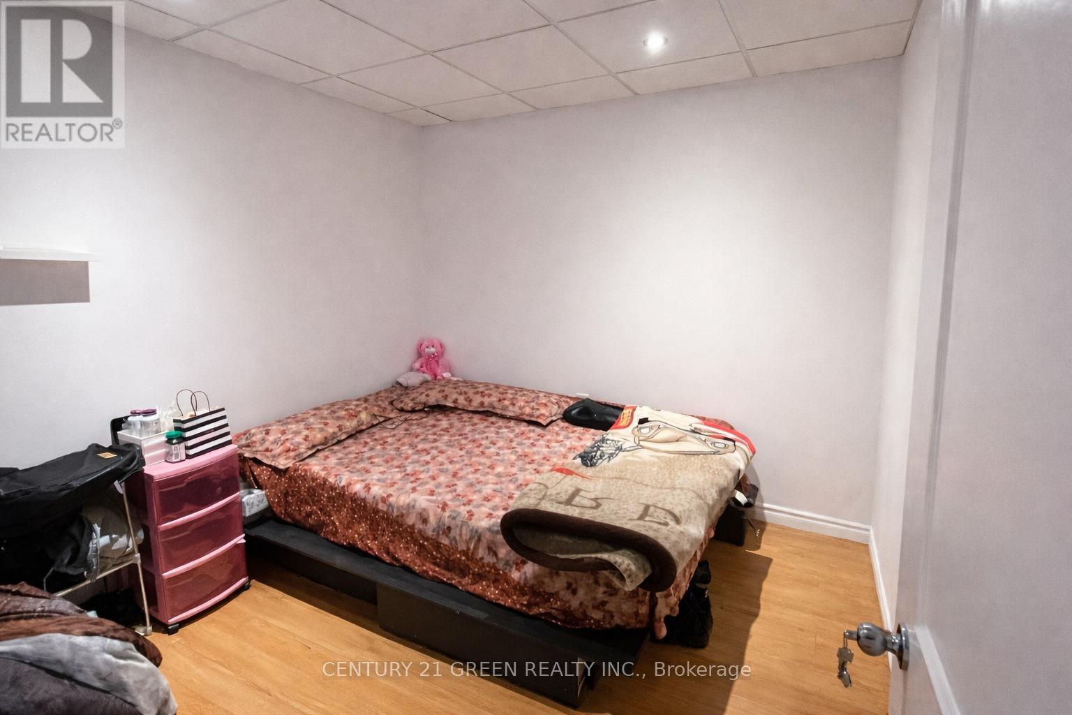 73 Owen Place, Hamilton (Greenford), Ontario  L8G 2H3 - Photo 23 - X12925124